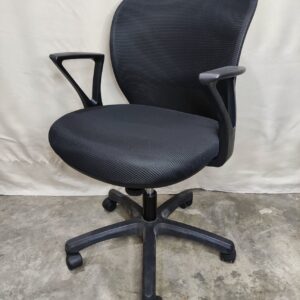 High Quality Staff Chair